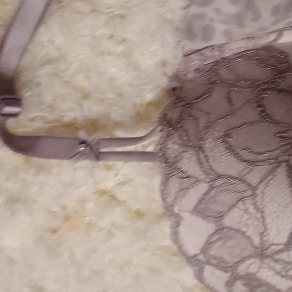 💜SALE💜2-FOR$20 V.S. Lavender Lace BRA ($18-Reg) - Picture 2 of 5